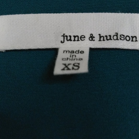 SALE 🥳 NWOT June and Hudson Floral Dress - Picture 8 of 8